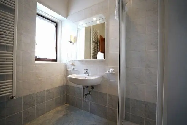 Standard Üç Kişilik Oda