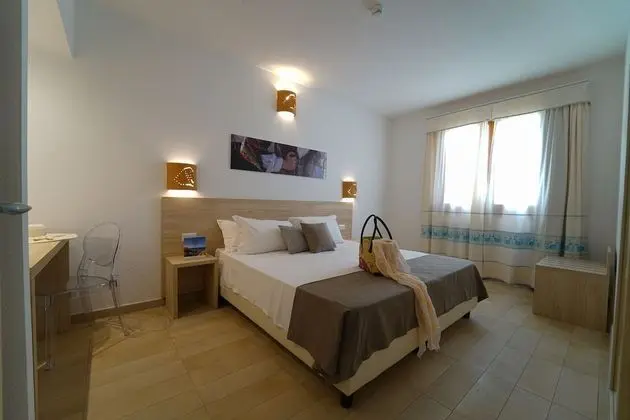 Comfort Tek Büyük veya İki Ayrı Yataklı Oda