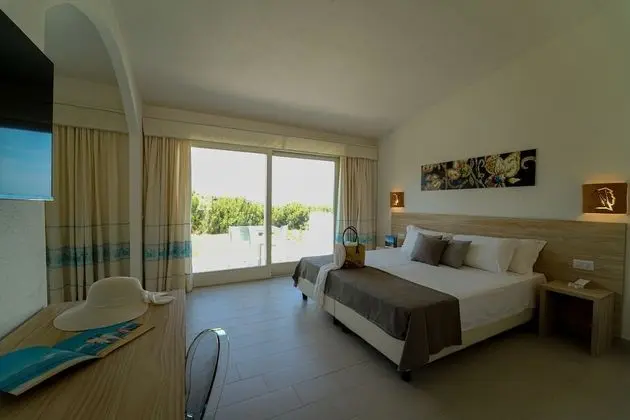 Comfort Tek Büyük veya İki Ayrı Yataklı Oda, Deniz Manzaralı