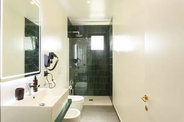 Tek Büyük veya İki Ayrı Yataklı Oda, Özel Banyo