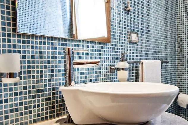 Tek Büyük veya İki Ayrı Yataklı Oda, Özel Banyo