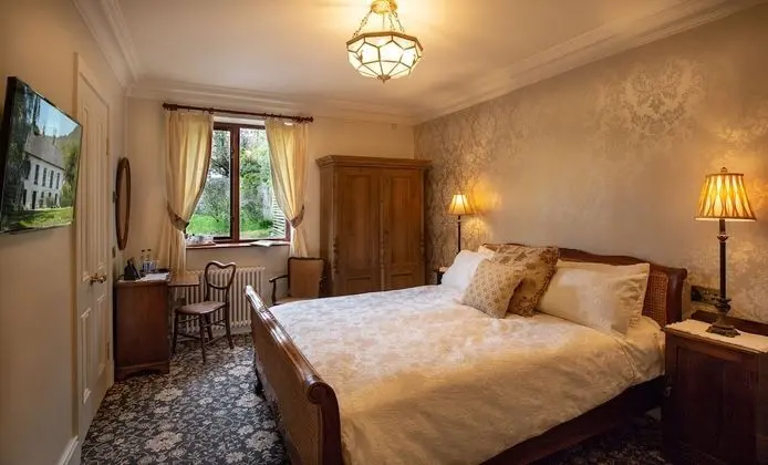 Standard Tek Büyük Yataklı Oda (Garden Room)