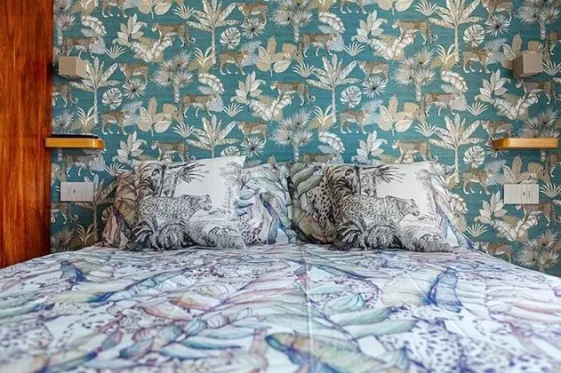 Basic Büyük Yataklı Tek Kişilik Oda