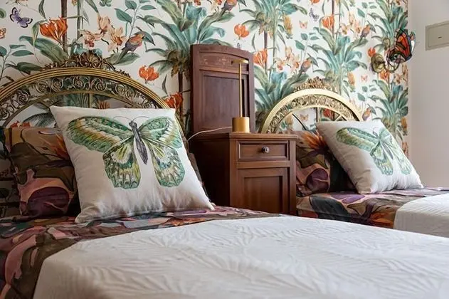 Basic Tek Büyük veya İki Ayrı Yataklı Oda