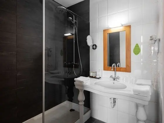 Premium Üç Kişilik Oda