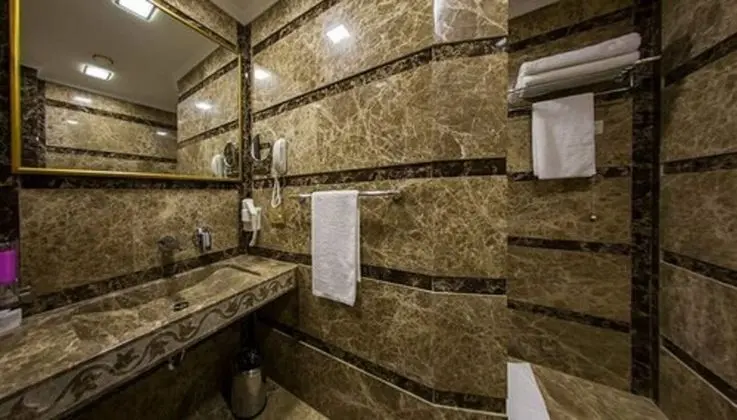 Deluxe Tek Kişilik Oda