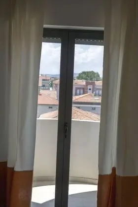 Büyük Yataklı Tek Kişilik Oda, Sigara İçilmez, Şehir Manzaralı