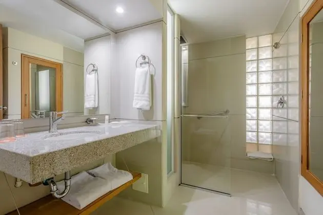 Standard Twin Room.