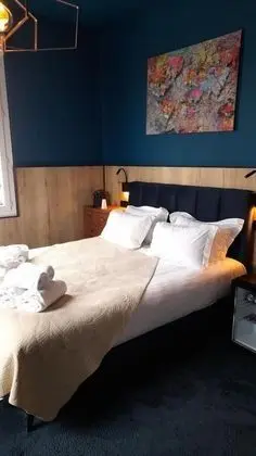 Classic Tek Büyük Yataklı Oda