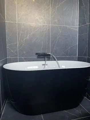 Classic Tek Büyük Yataklı Oda