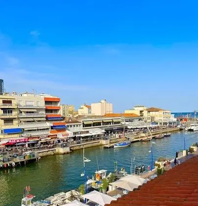 Standard Dört Kişilik Oda, Kanal Manzaralı