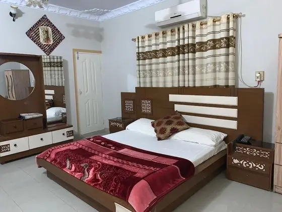 Standard Tek Büyük Yataklı Oda