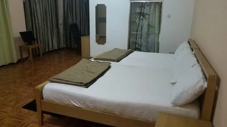 Tek Büyük Yataklı Oda, 1 En Büyük (King) Boy Yatak