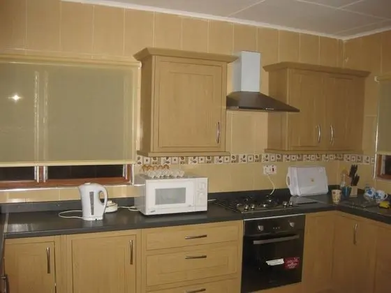 Oda, 6 Yatak Odası, Sigara İçilebilir, Balkon