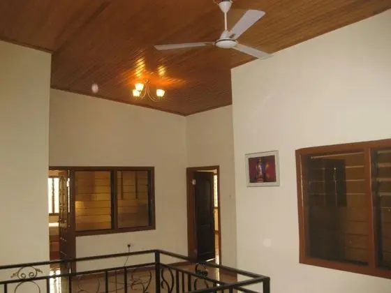 Oda, 6 Yatak Odası, Sigara İçilebilir, Balkon