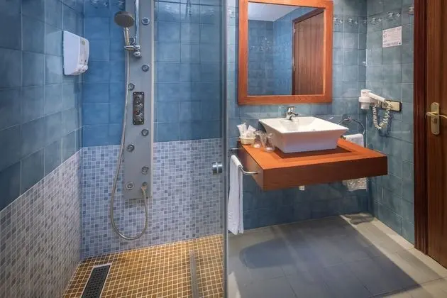 Üç Kişilik Oda (3 adults)