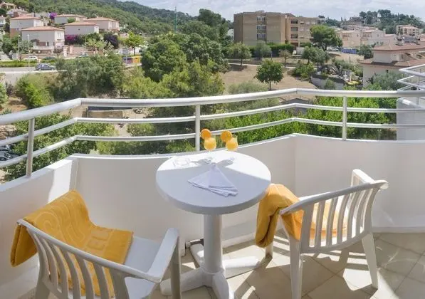 Tek Büyük Yataklı Oda, Balkon (extra bed, for 2 adults + 1 child)
