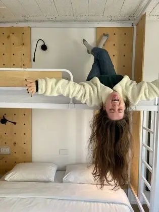 Bed in 6 Beds Dormitory Mix Room (21)