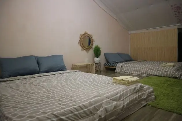 Family Tek Büyük Yataklı Oda