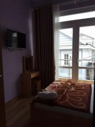 Tek Büyük Yataklı Oda, Balkon
