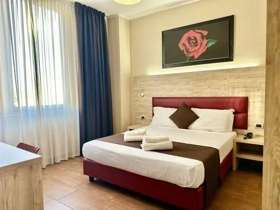 Comfort Tek Büyük Yataklı Oda