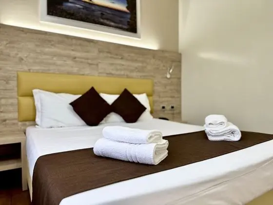 Comfort Tek Büyük Yataklı Oda