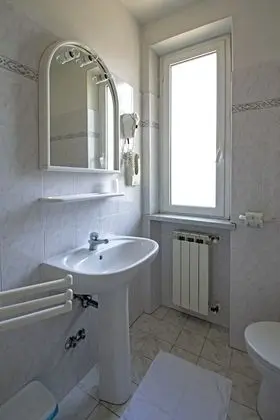 Tek Büyük Yataklı Oda, 1 Büyük (Queen) Boy Yatak