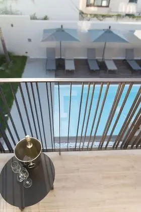 Exclusive Tek Büyük Yataklı Oda (107)