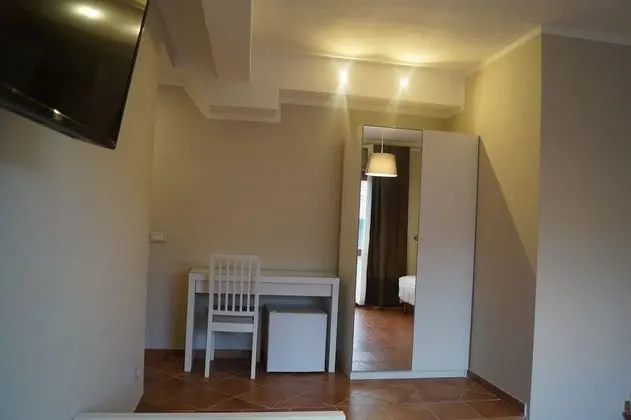 Üç Kişilik Oda, Banyolu/Duşlu