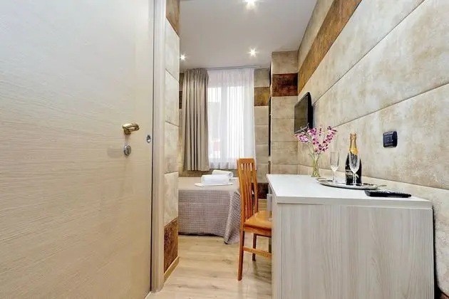 Tek Büyük Yataklı Oda