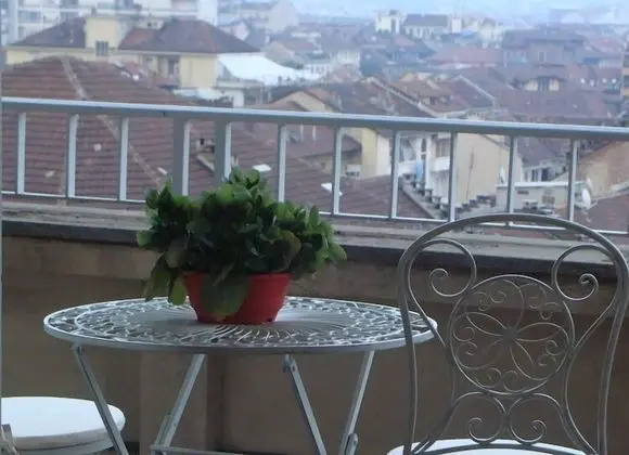 Tek Büyük Yataklı Oda (Gianduja)