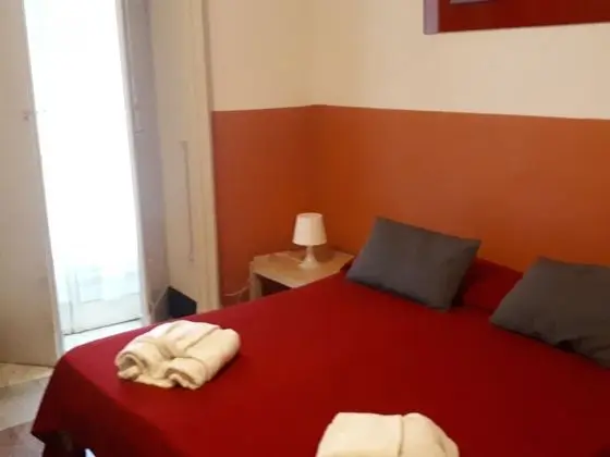 Basic Tek Büyük Yataklı Oda