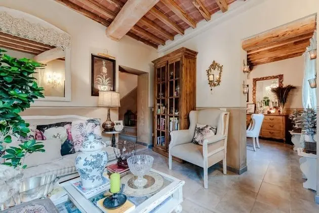 Villa, Sigara İçilebilir
