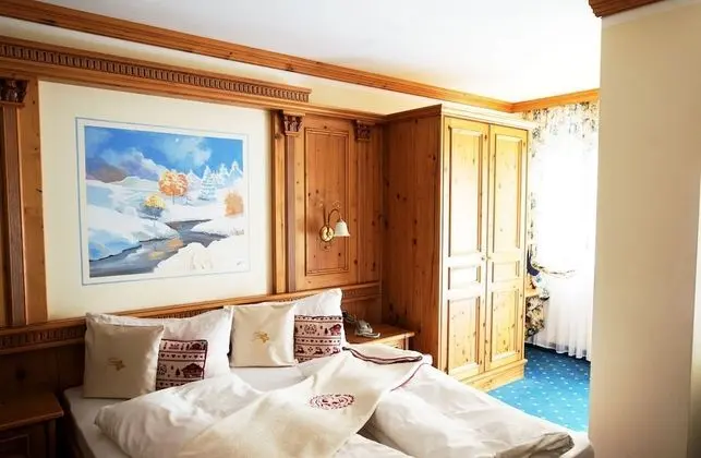 Comfort Tek Büyük veya İki Ayrı Yataklı Oda