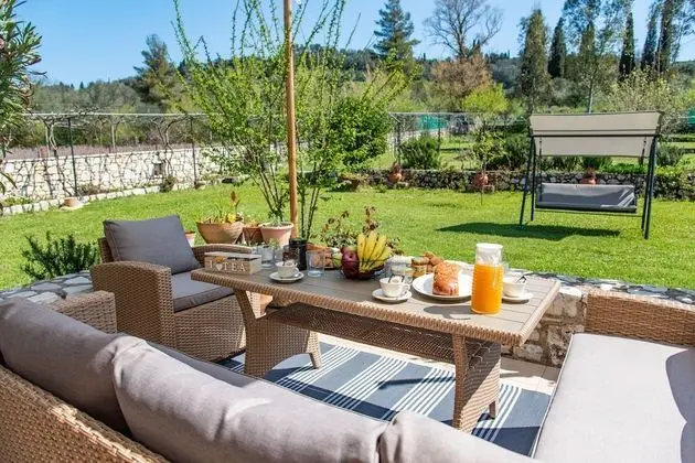 Villa, 3 Yatak Odası, Sigara İçilebilir, Buzdolabı