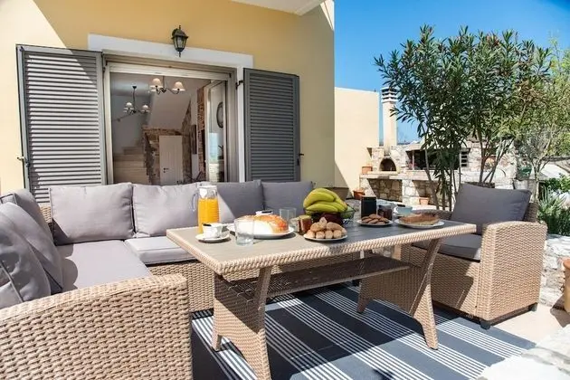 Villa, 3 Yatak Odası, Sigara İçilebilir, Buzdolabı