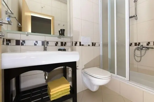 Apart Daire (Gianni - modern & great location - A3)