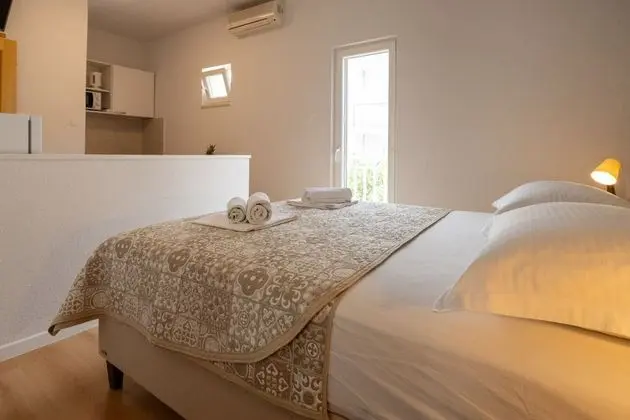 Stüdyo (Gianni - modern & great location - SA)