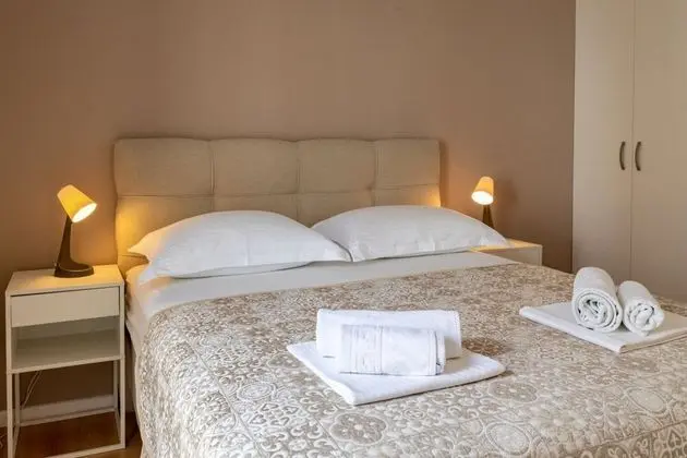 Stüdyo (Gianni - modern & great location - SA)