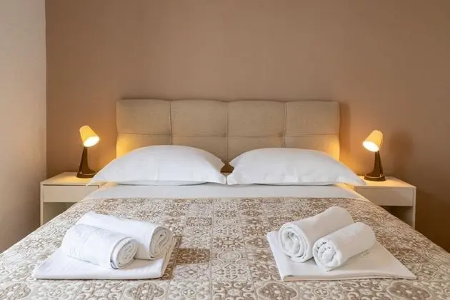 Stüdyo (Gianni - modern & great location - SA)