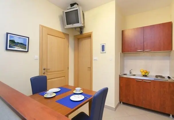Stüdyo (Gianni - modern & great location - SA)