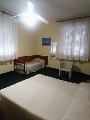 Dört Kişilik Oda