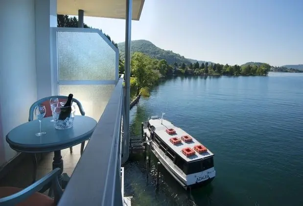 Deluxe Tek Büyük Yataklı Oda, Göl Manzaralı