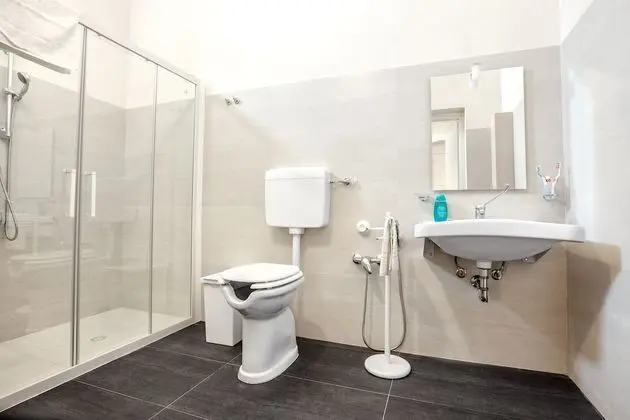 Tek Büyük Yataklı Oda, Bahçe Manzaralı (Stramonio)