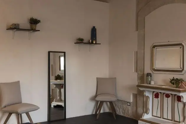 Üç Kişilik Oda (Papavero)