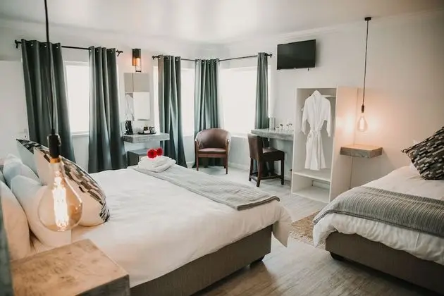 Deluxe Tek Büyük veya İki Ayrı Yataklı Oda