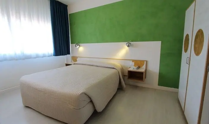 Basic Tek Kişilik Oda, Dağ Manzaralı