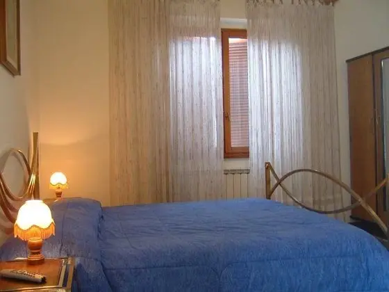 Tek Büyük Yataklı Oda