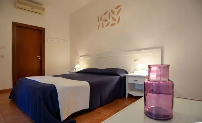 Comfort Tek Büyük veya İki Ayrı Yataklı Oda, Bahçe Manzaralı