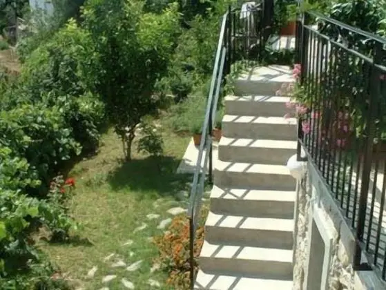 Stüdyo, Okyanus Manzaralı